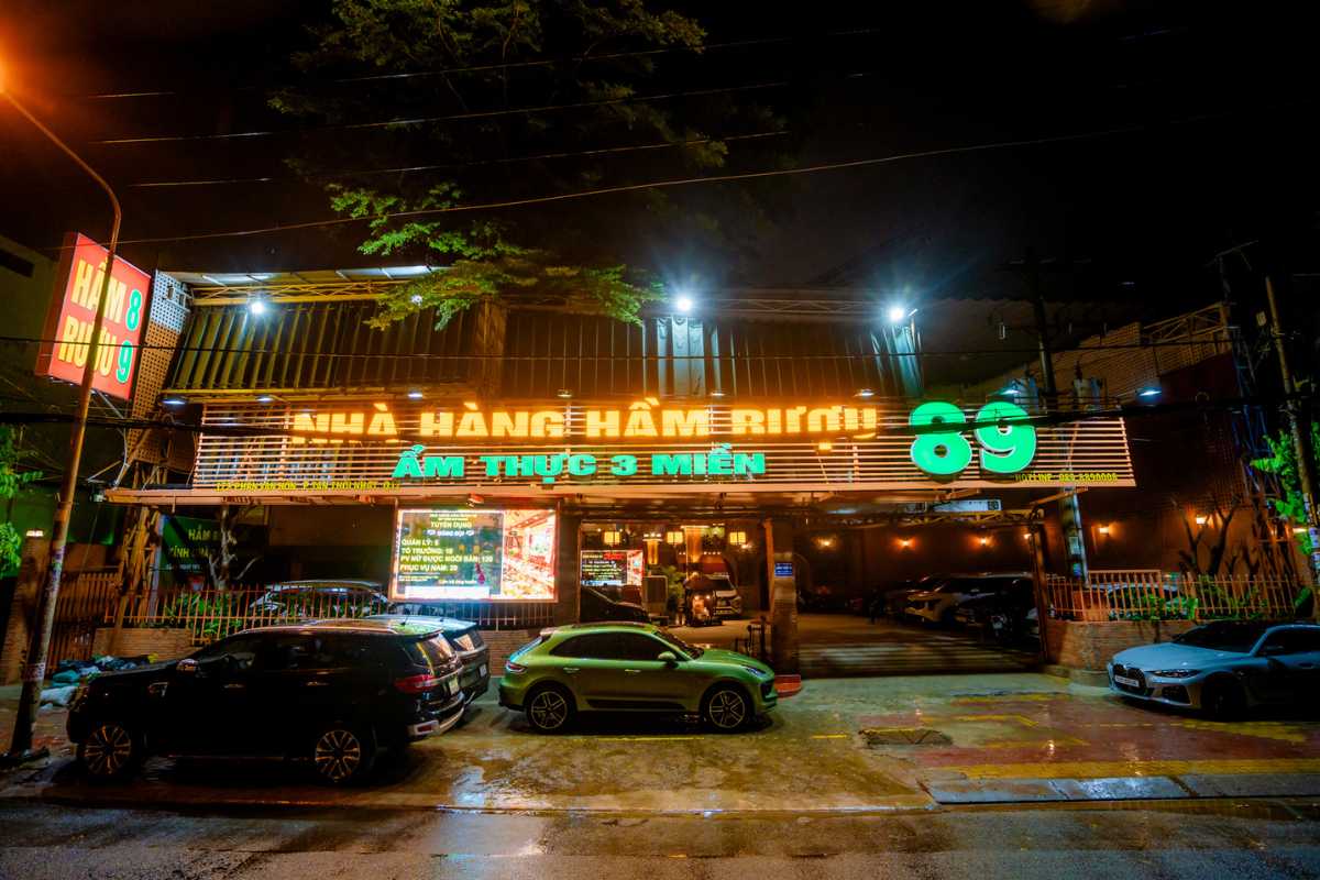Nhà Hàng Hầm Rượu 89 Quận 12 không gian sang trọng